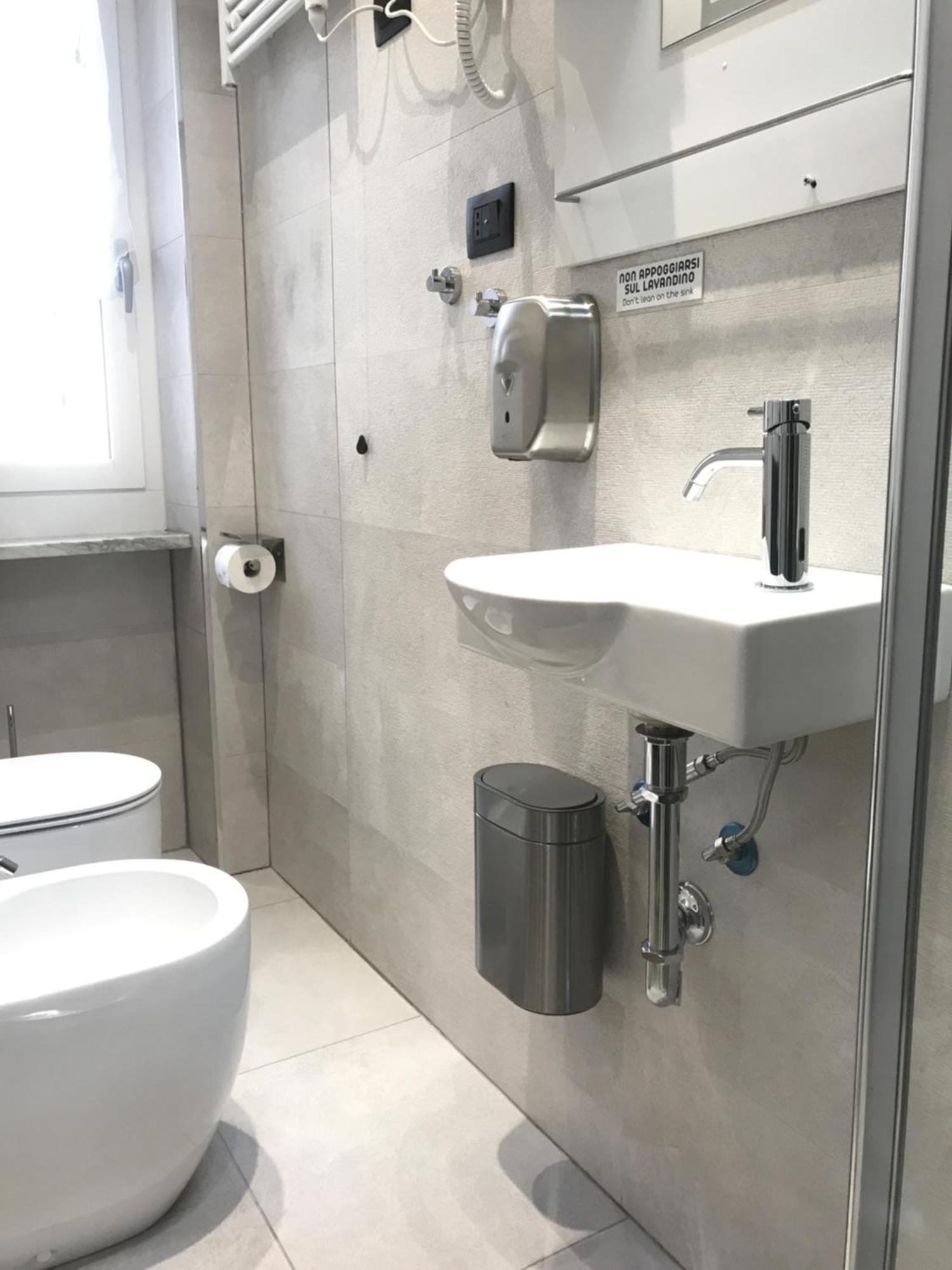 Drooms 4,0 Domotic Smart Self 24H,7 Vicino Treni Porta Susa E Centro Storico Турин Екстер'єр фото