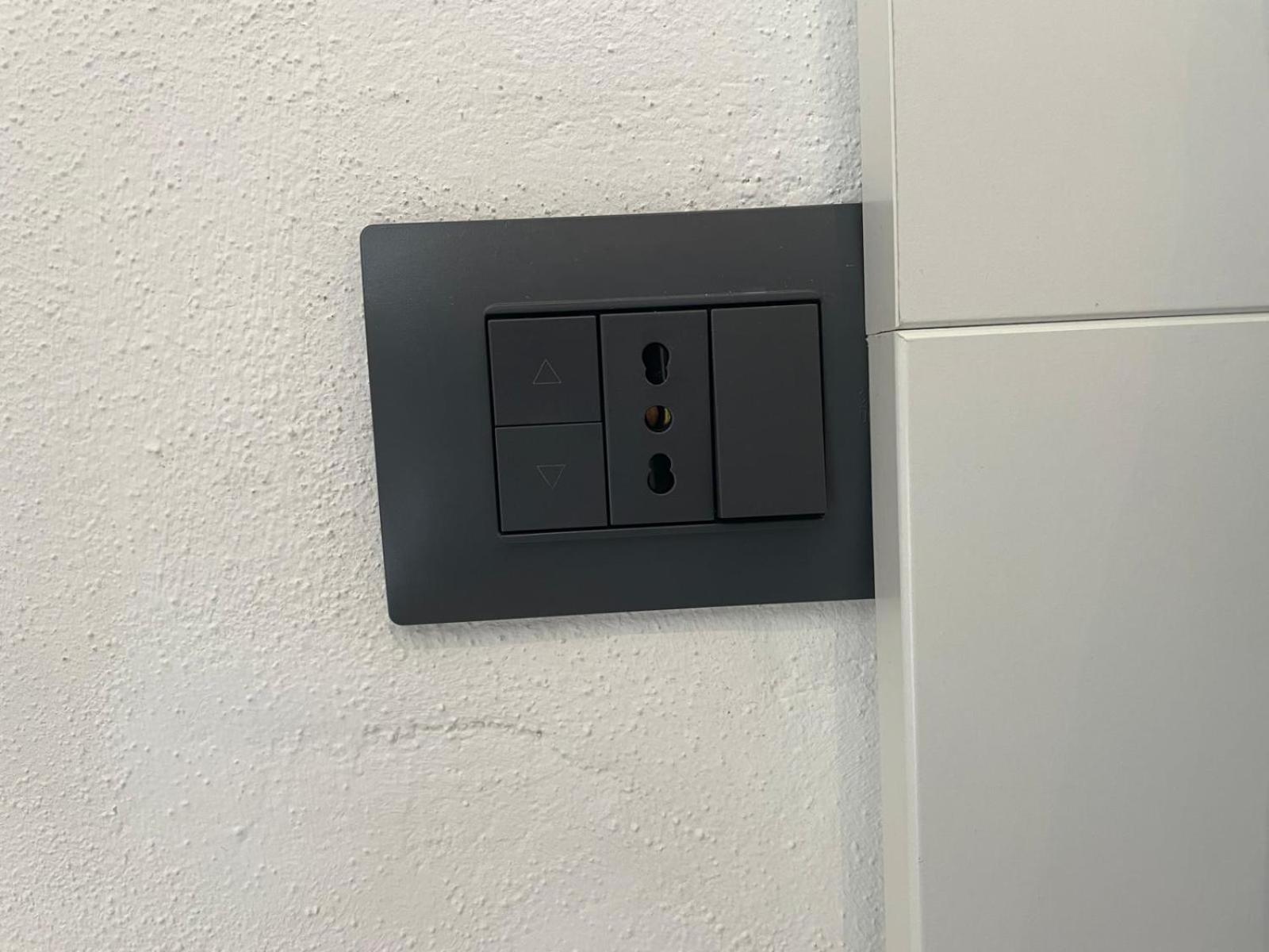 Drooms 4,0 Domotic Smart Self 24H,7 Vicino Treni Porta Susa E Centro Storico Турин Екстер'єр фото