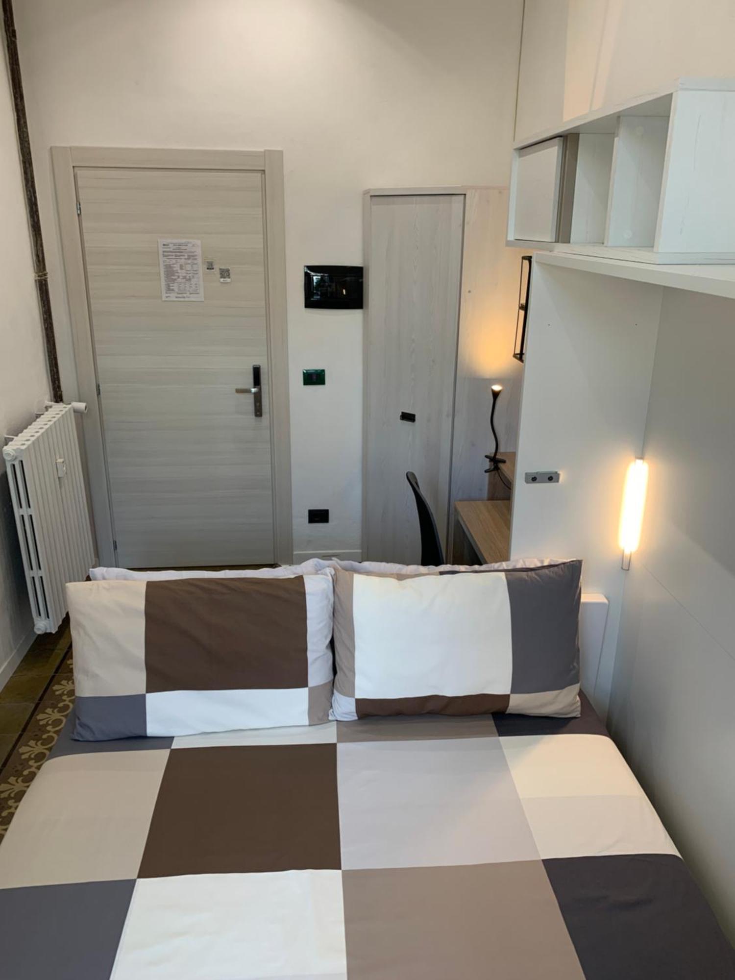 Drooms 4,0 Domotic Smart Self 24H,7 Vicino Treni Porta Susa E Centro Storico Турин Екстер'єр фото
